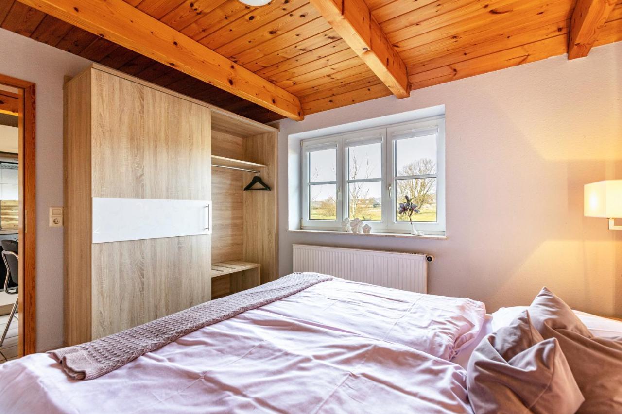 Schipp Landen Frida Apartment Husum  Bagian luar foto