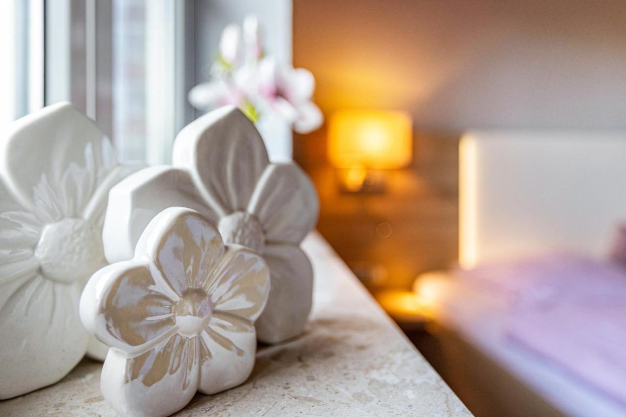 Schipp Landen Frida Apartment Husum  Bagian luar foto